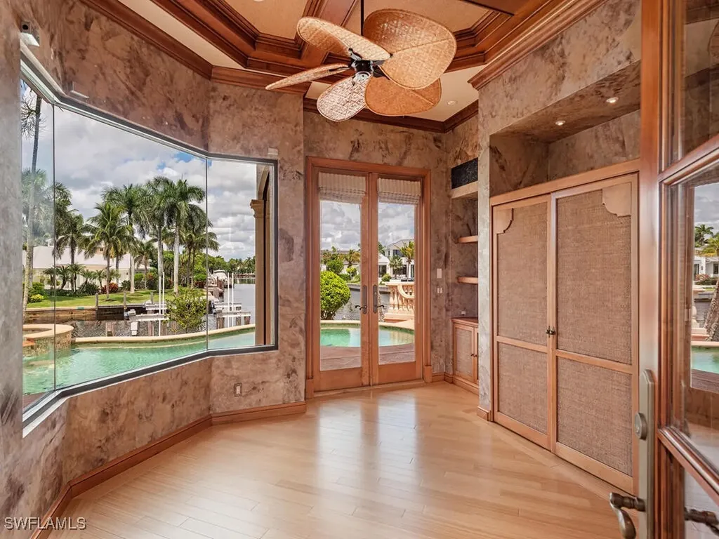 651 21st Avenue S Naples FL 34102