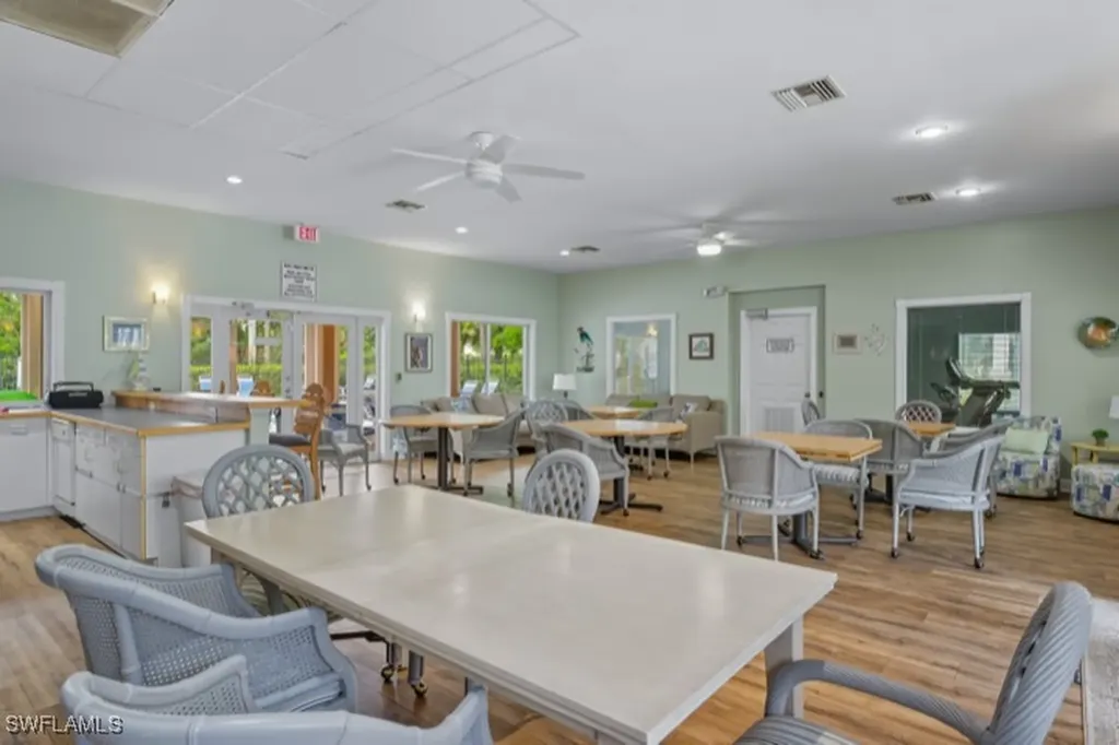 145 Robin Hood Circle Naples FL 34104