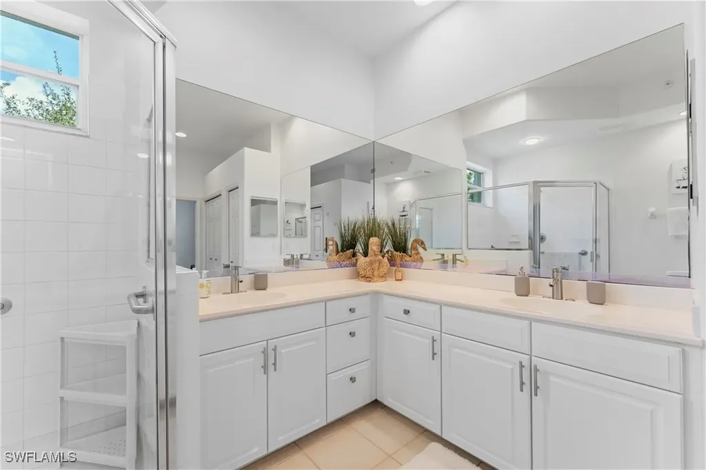 8217 Parkstone Place Naples FL 34120