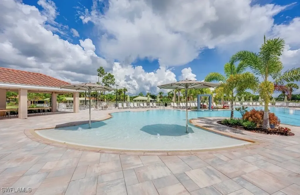 8217 Parkstone Place Naples FL 34120