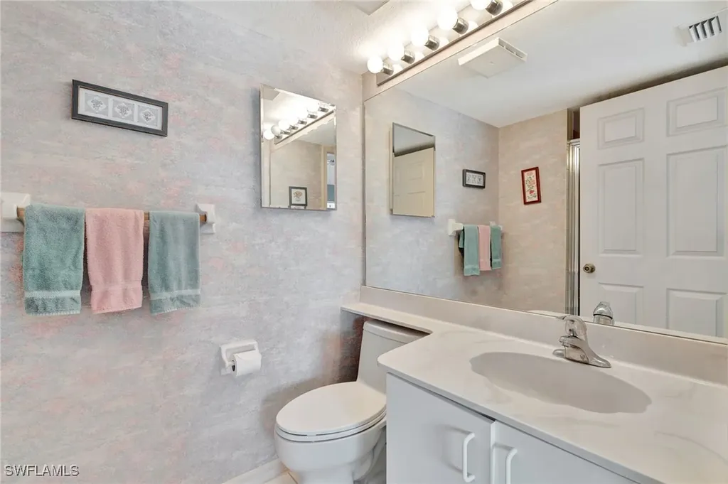 992 Woodshire Lane Naples FL 34105