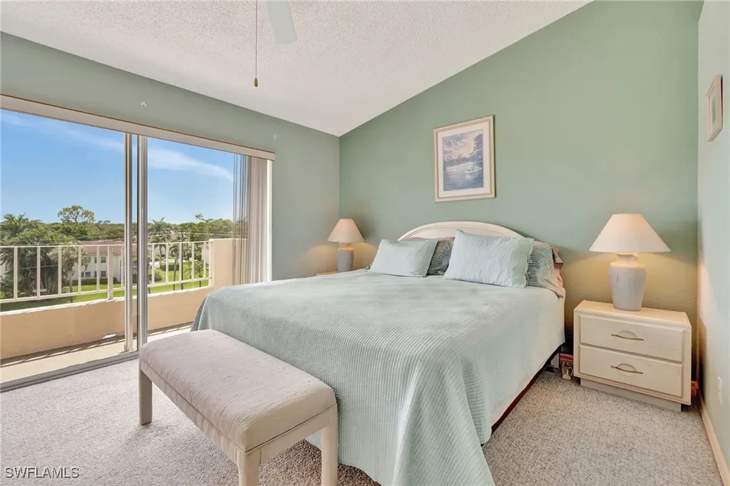 992 Woodshire Lane Naples FL 34105