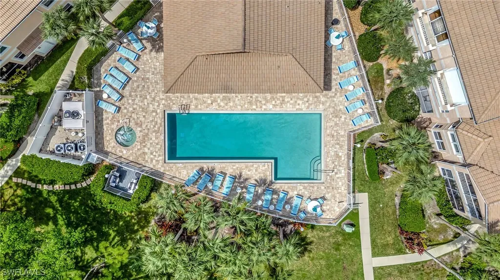 992 Woodshire Lane Naples FL 34105