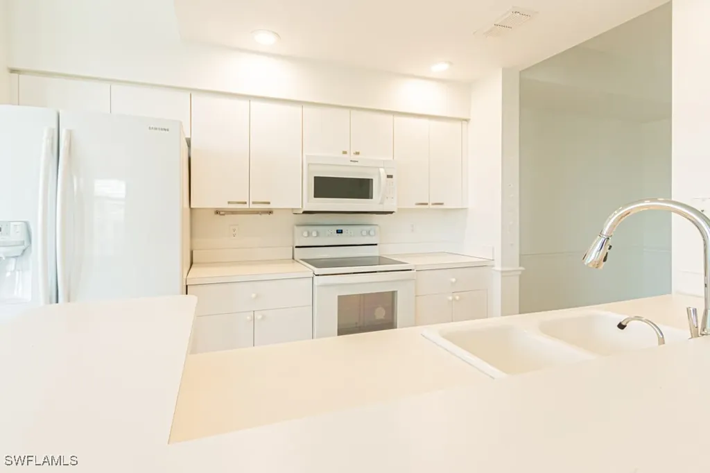 7605 Arbor Lakes Court Naples FL 34112