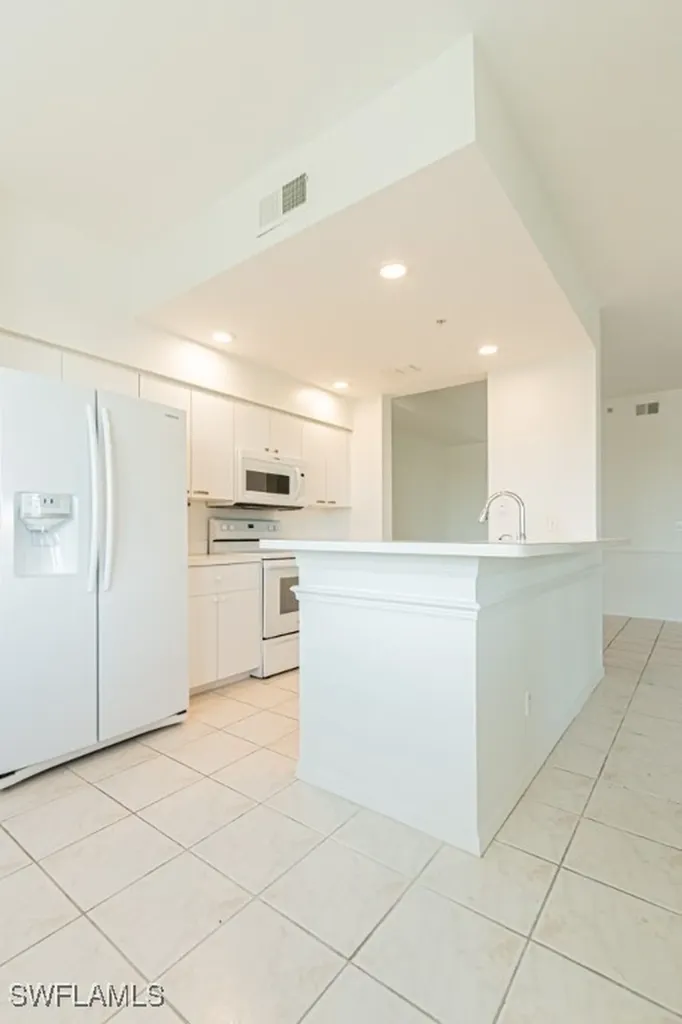 7605 Arbor Lakes Court Naples FL 34112