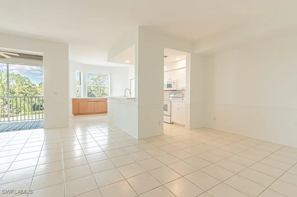 7605 Arbor Lakes Court Naples FL 34112