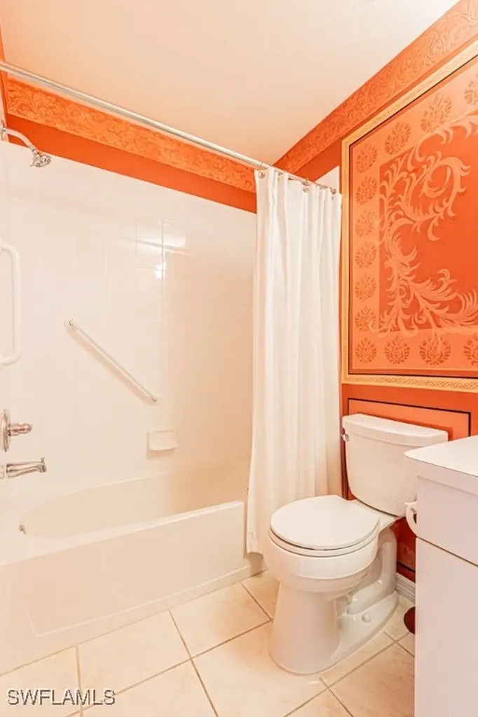 7605 Arbor Lakes Court Naples FL 34112