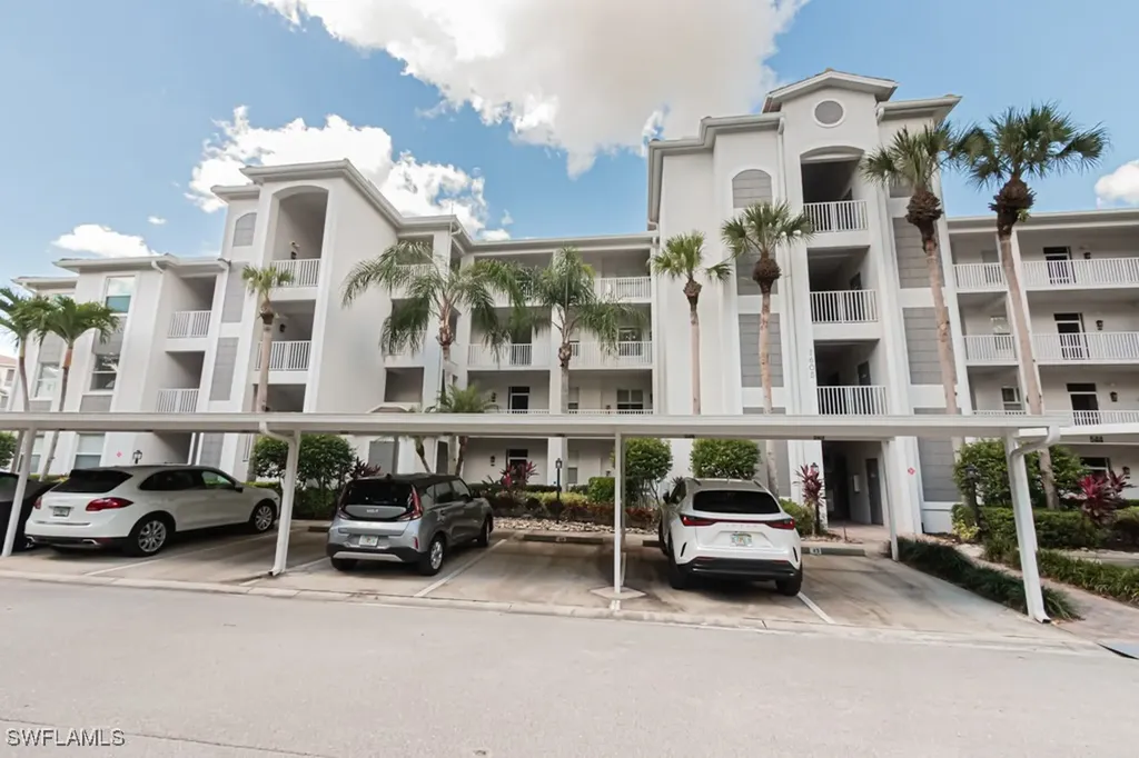 7605 Arbor Lakes Court Naples FL 34112