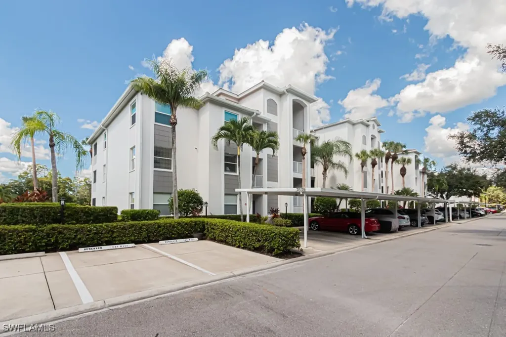 7605 Arbor Lakes Court Naples FL 34112
