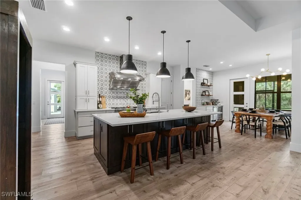 5435 Cherry Wood Drive Naples FL 34119