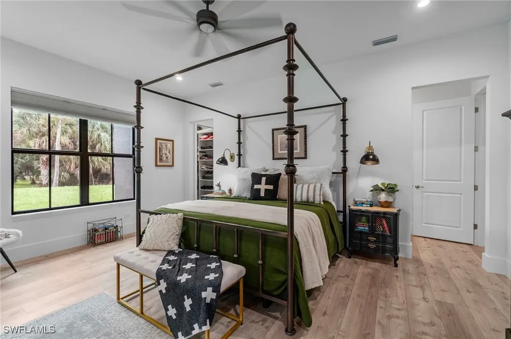 5435 Cherry Wood Drive Naples FL 34119