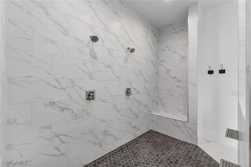 5435 Cherry Wood Drive Naples FL 34119