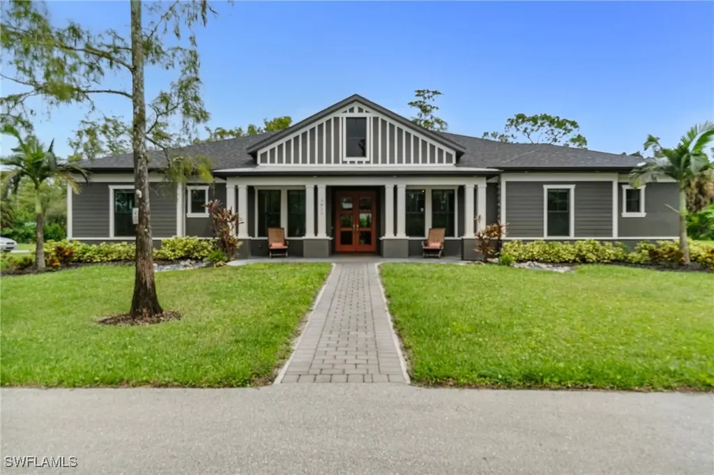 5435 Cherry Wood Drive Naples FL 34119