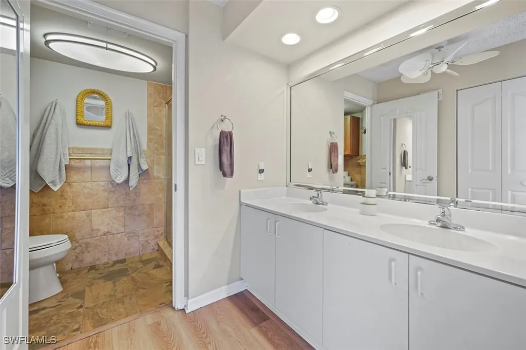 885 New Waterford Drive Naples FL 34104