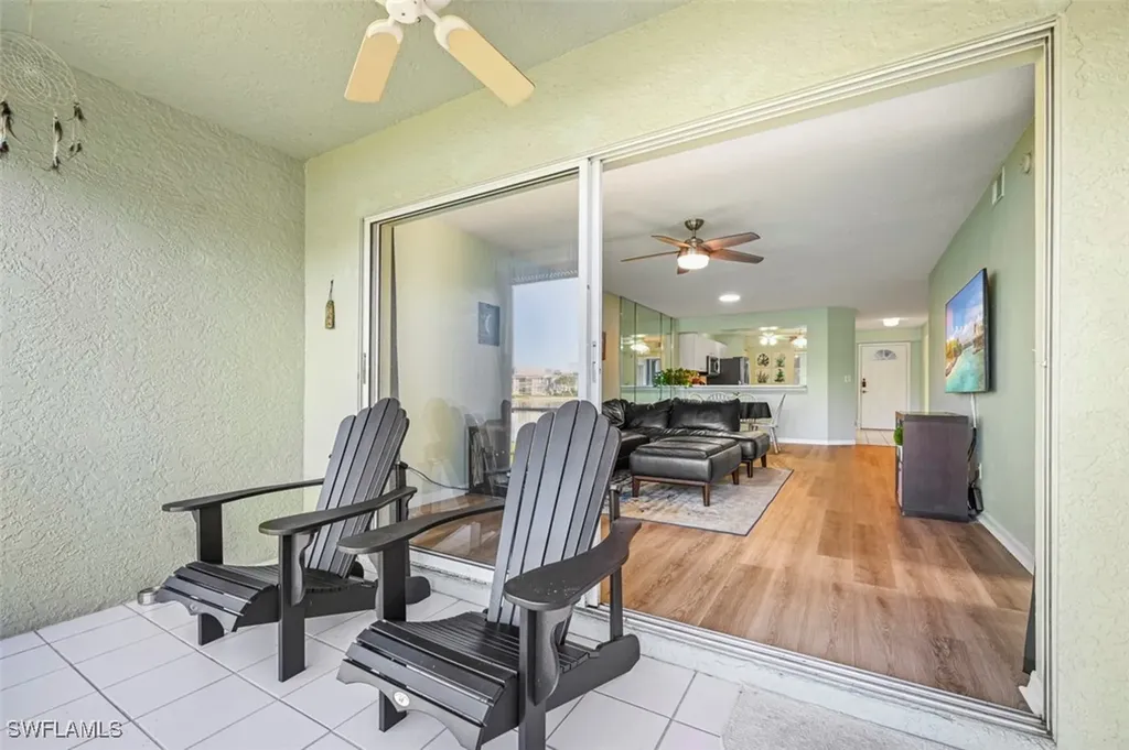 885 New Waterford Drive Naples FL 34104