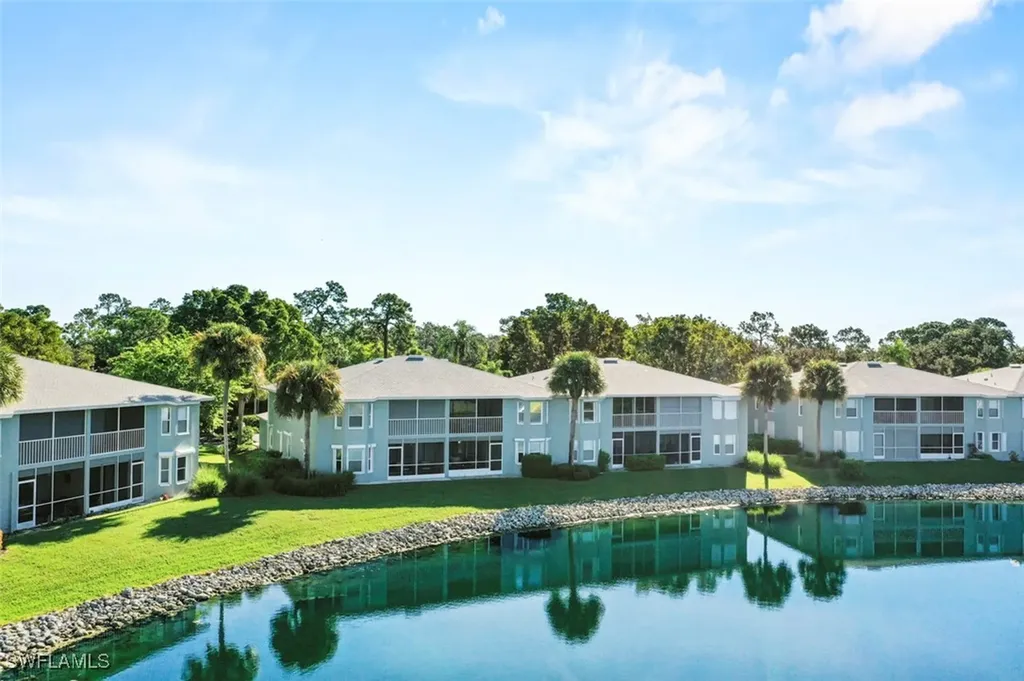 885 New Waterford Drive Naples FL 34104