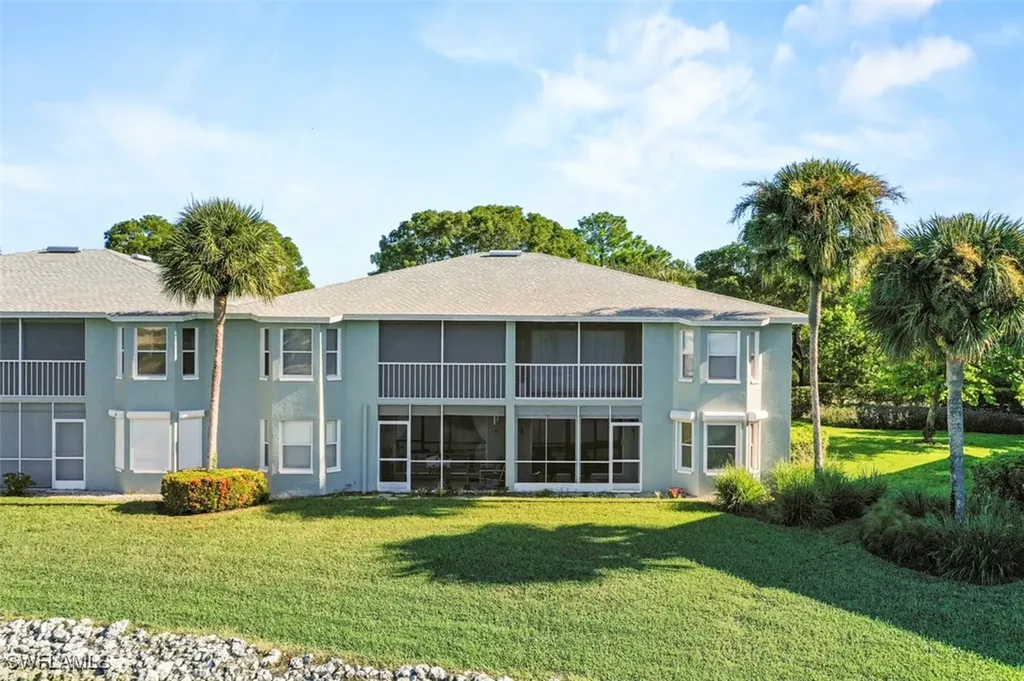 885 New Waterford Drive Naples FL 34104