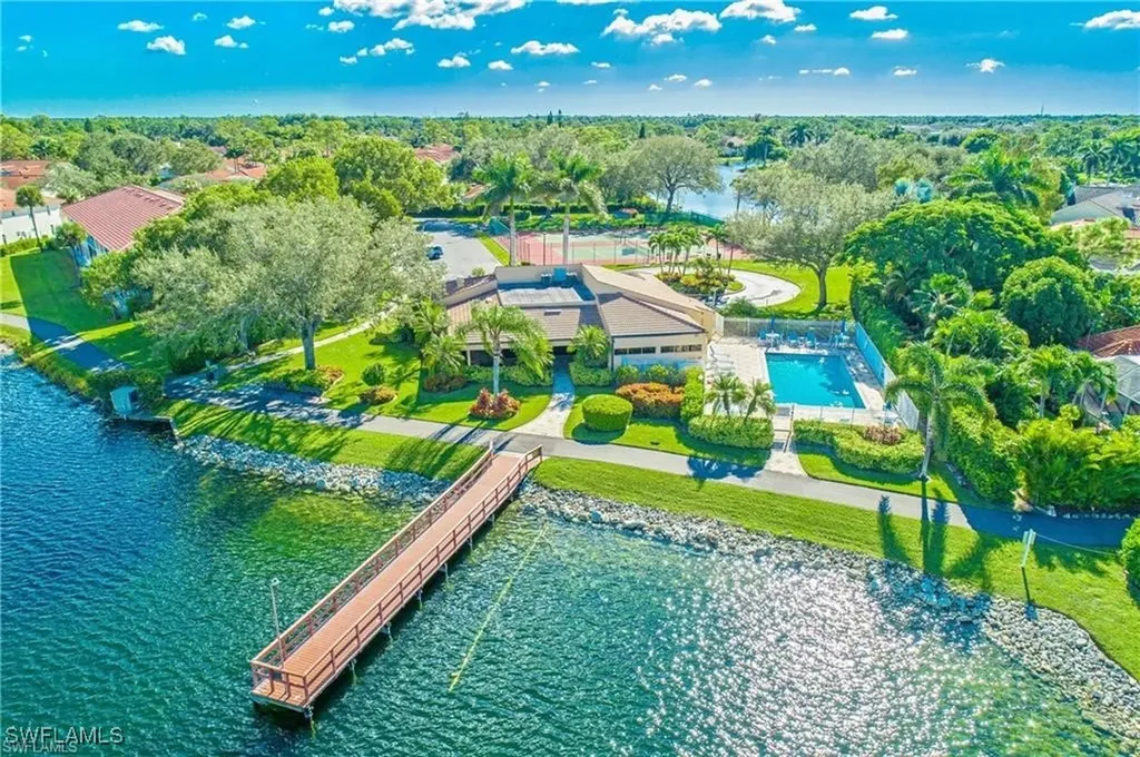 885 New Waterford Drive Naples FL 34104