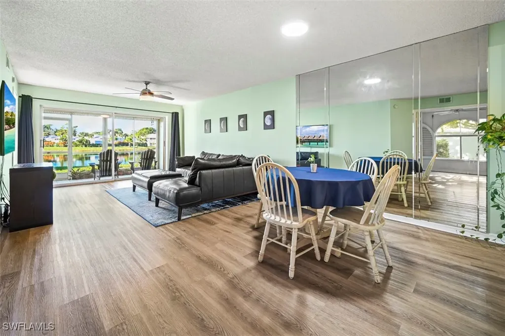 885 New Waterford Drive Naples FL 34104