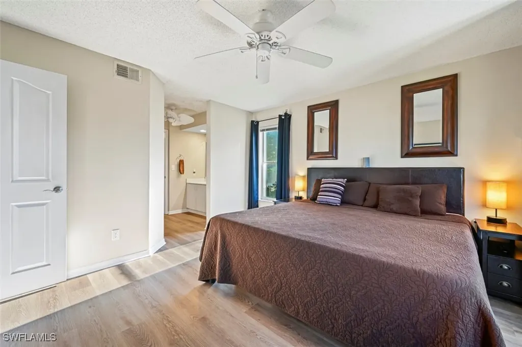 885 New Waterford Drive Naples FL 34104