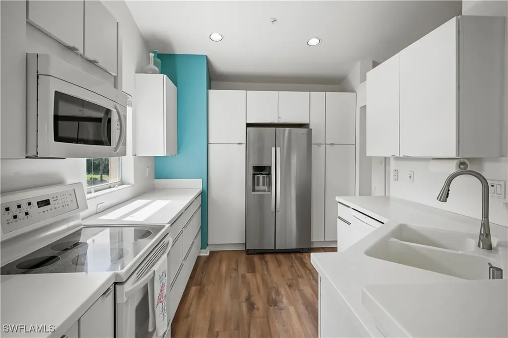 24827 Lakemont Cove Lane Bonita Springs FL 34134