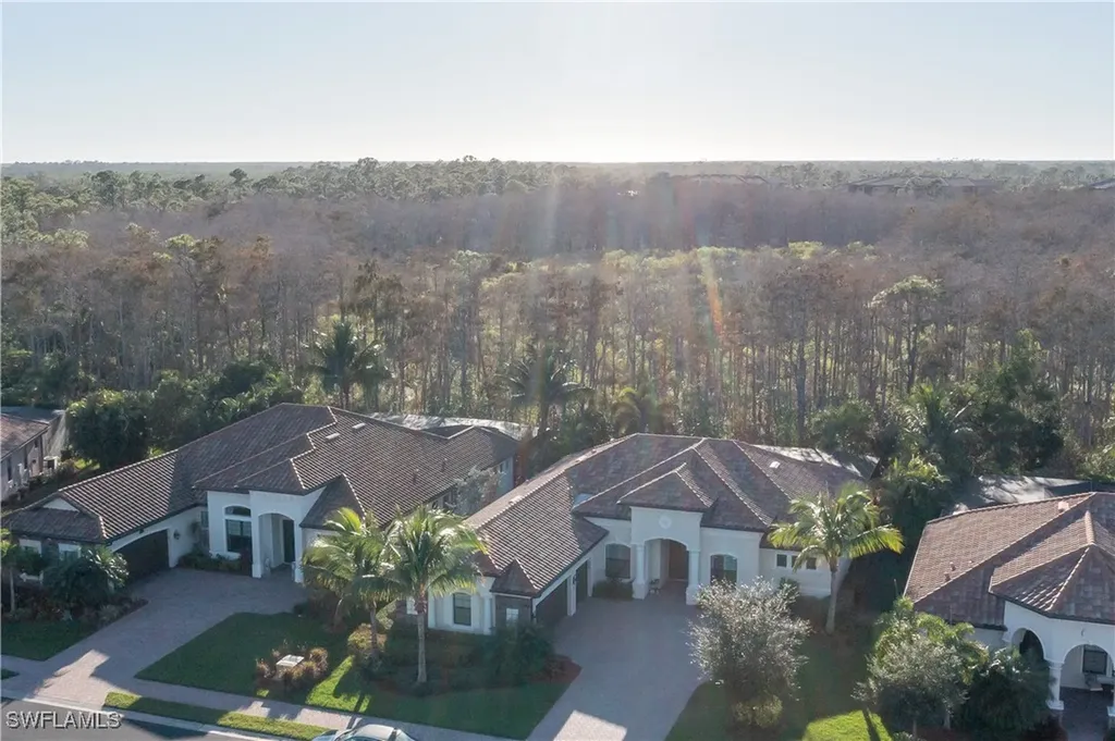 9569 Siracusa Court Naples FL 34113