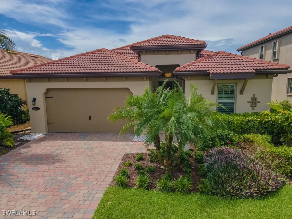 16374 Barclay Court Naples FL 34110