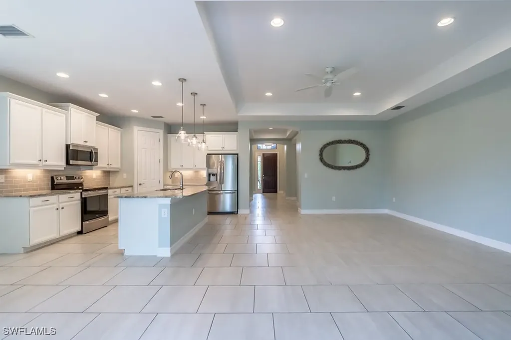 16374 Barclay Court Naples FL 34110