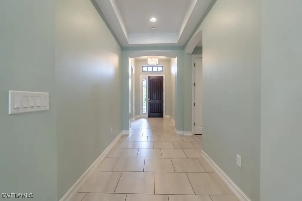 16374 Barclay Court Naples FL 34110