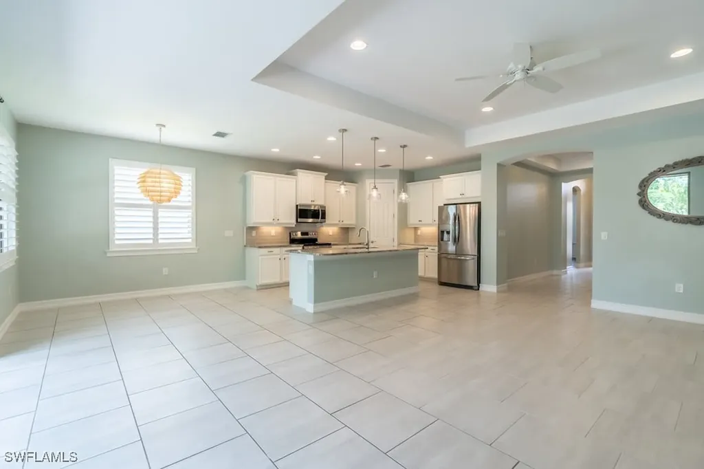16374 Barclay Court Naples FL 34110