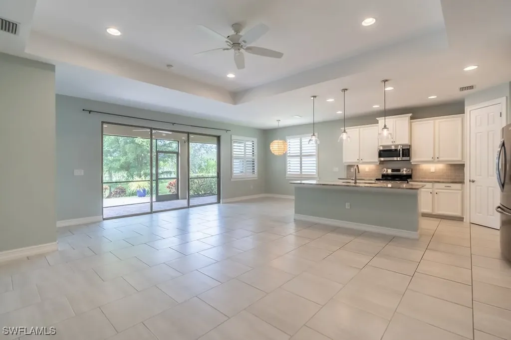 16374 Barclay Court Naples FL 34110