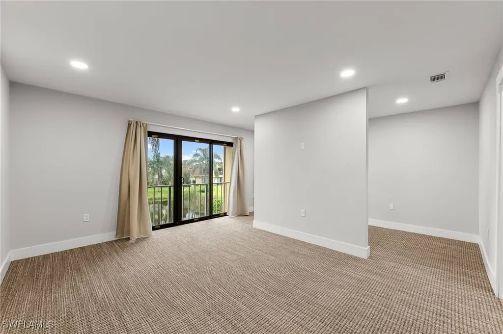 1890 Bald Eagle Drive #B Drive Naples FL 34105