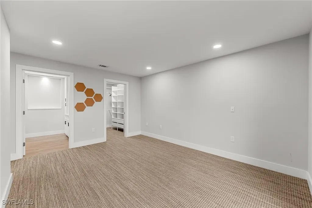 1890 Bald Eagle Drive #B Drive Naples FL 34105