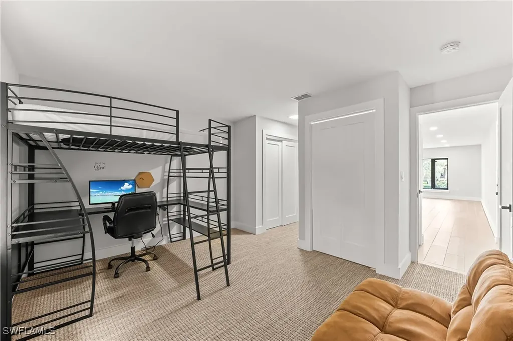 1890 Bald Eagle Drive #B Drive Naples FL 34105