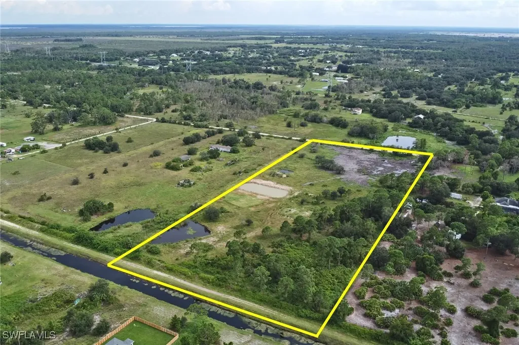 23275 Carolyn Lane Fort Myers FL 33913