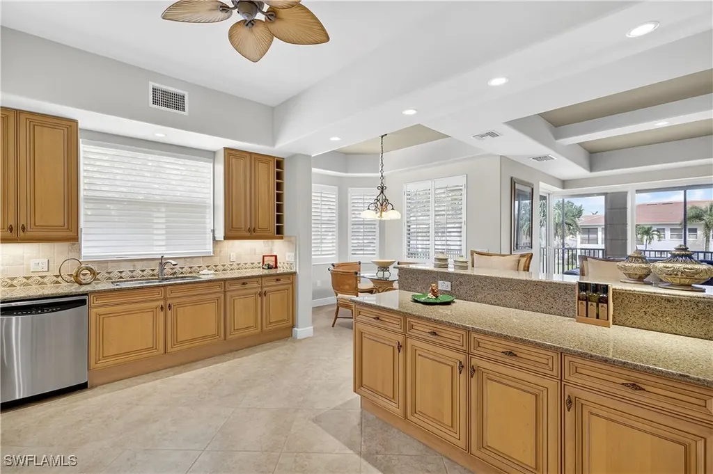 575 Avellino Isle Circle Naples FL 34119