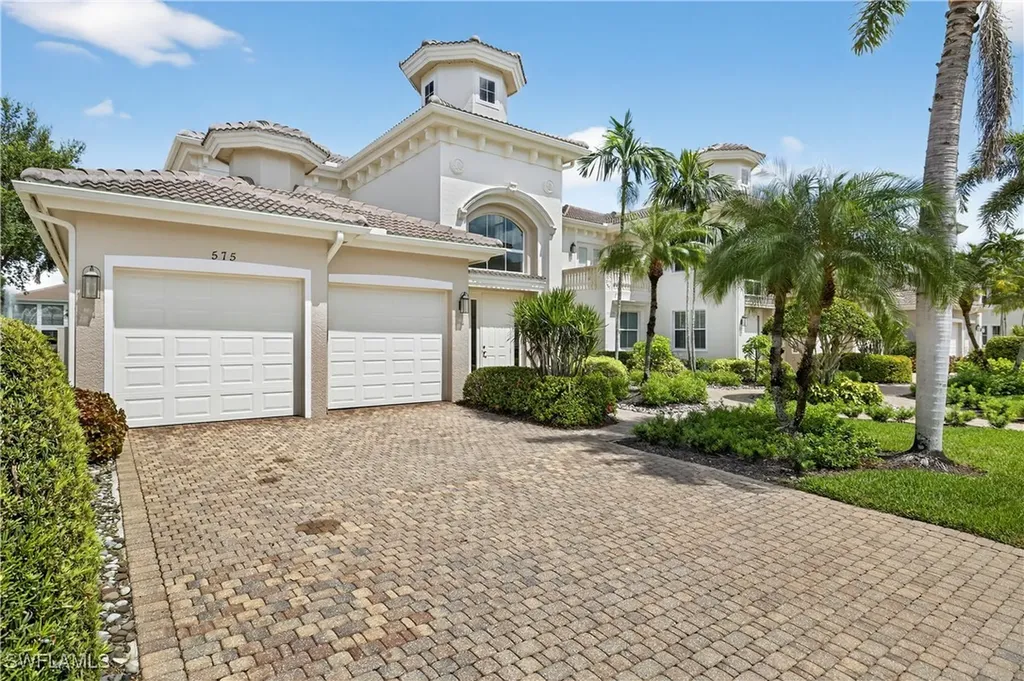 575 Avellino Isle Circle Naples FL 34119