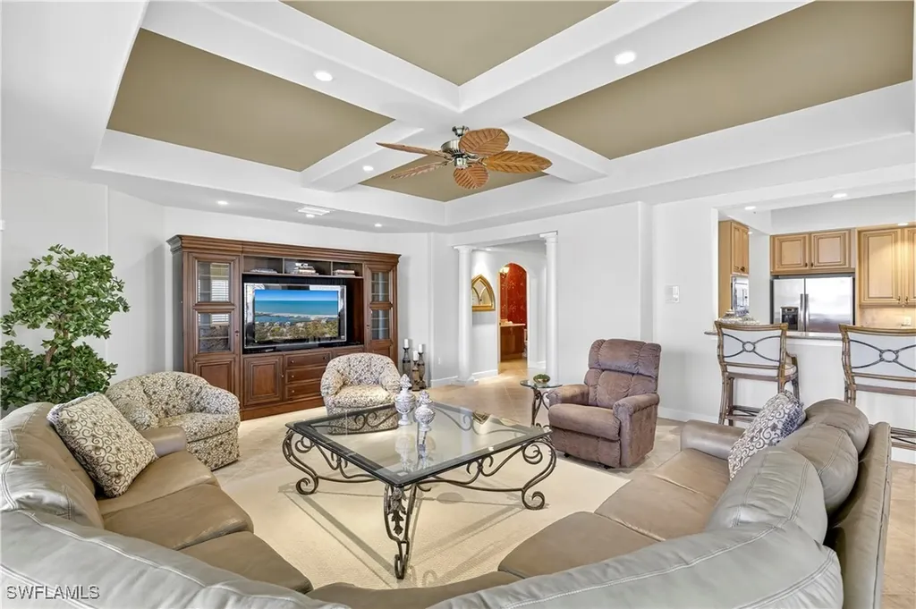 575 Avellino Isle Circle Naples FL 34119
