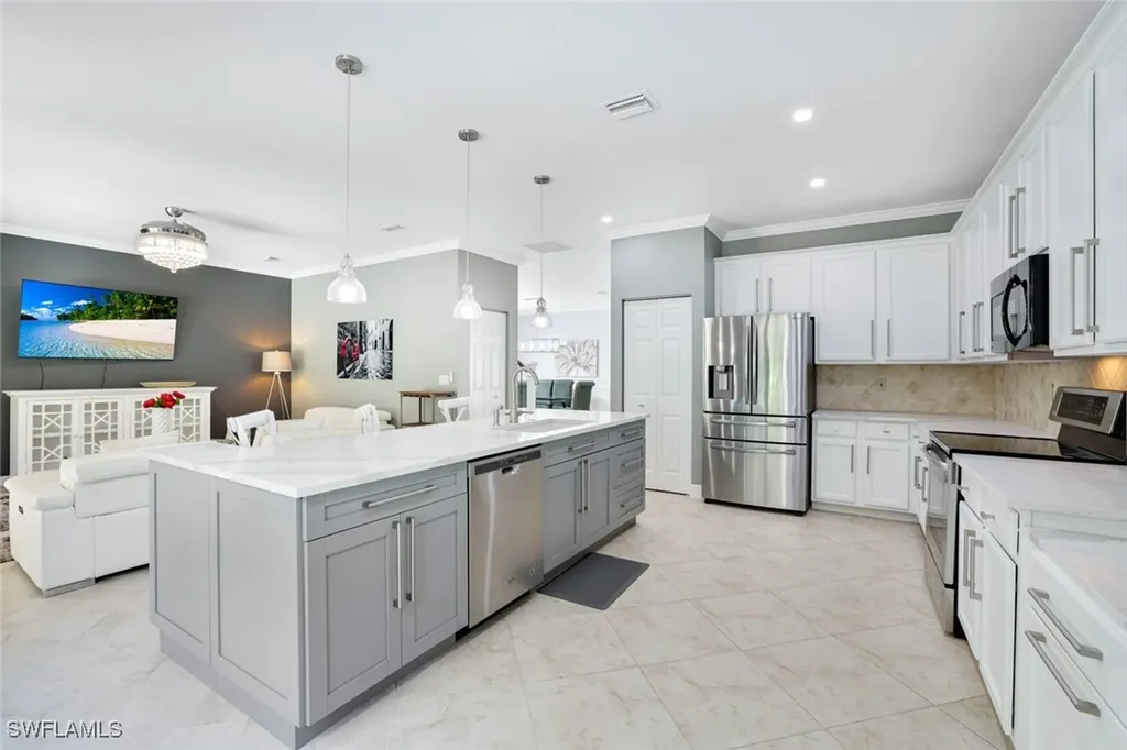 1350 Triandra Lane Naples FL 34119