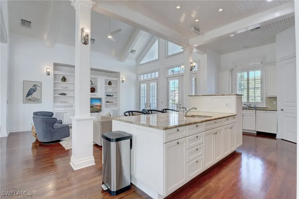 1551 Gulf Shore Boulevard S Naples FL 34102