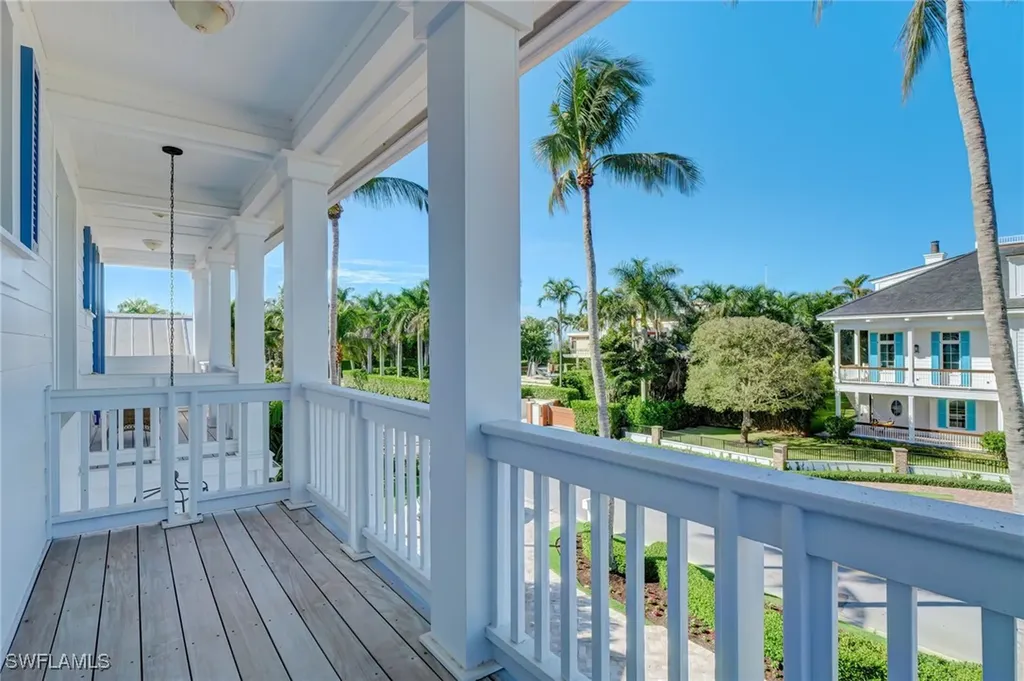 1551 Gulf Shore Boulevard S Naples FL 34102