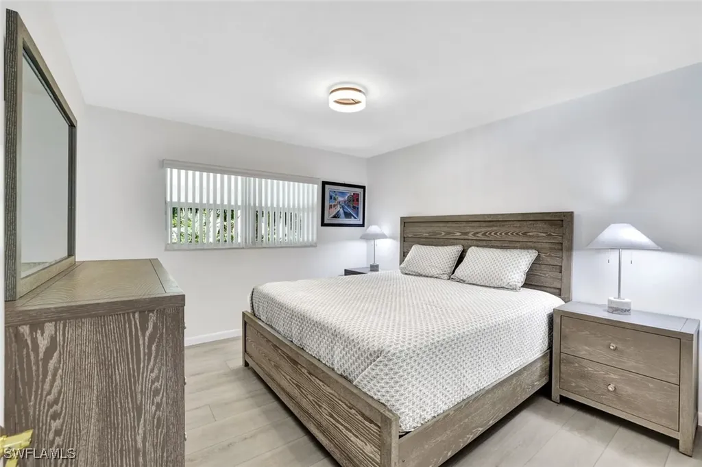 1055 Forest Lakes Drive Naples FL 34105