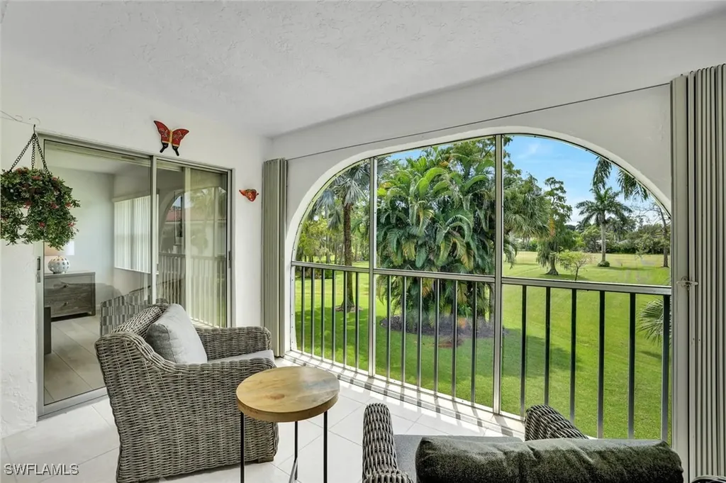 1055 Forest Lakes Drive Naples FL 34105