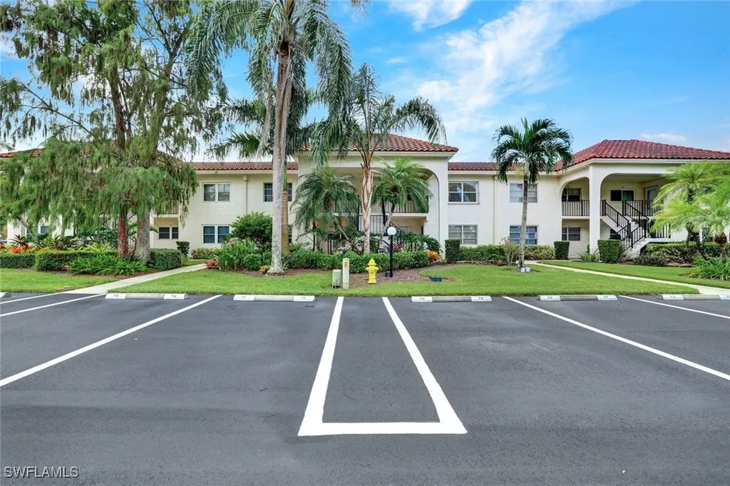 1055 Forest Lakes Drive Naples FL 34105