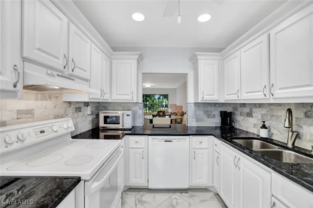 1055 Forest Lakes Drive Naples FL 34105
