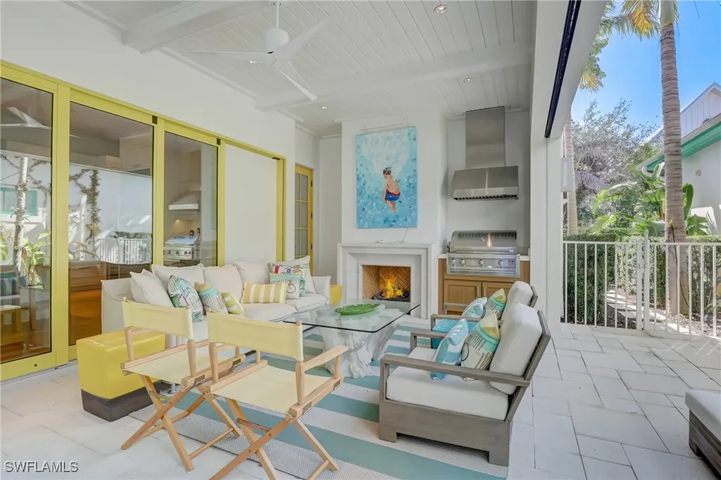 942 9th Avenue S Naples FL 34102