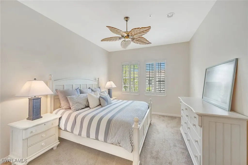 400 L'ambiance Circle Naples FL 34108