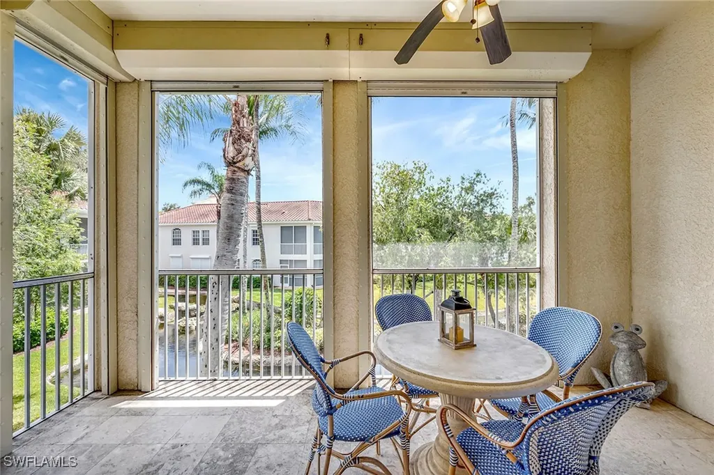 400 L'ambiance Circle Naples FL 34108