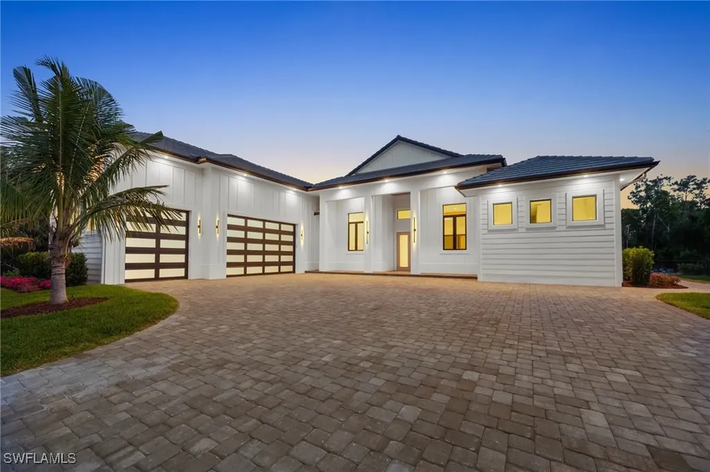 162 Jung Boulevard E Naples FL 34120