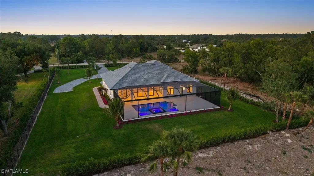 162 Jung Boulevard E Naples FL 34120